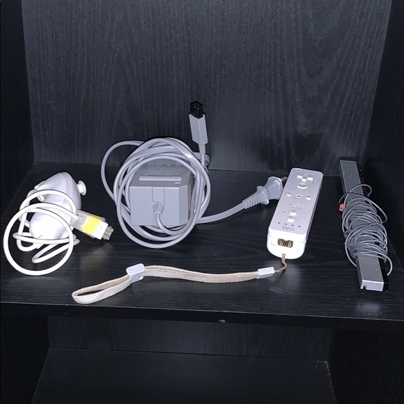 Wii - Picture 5 of 5